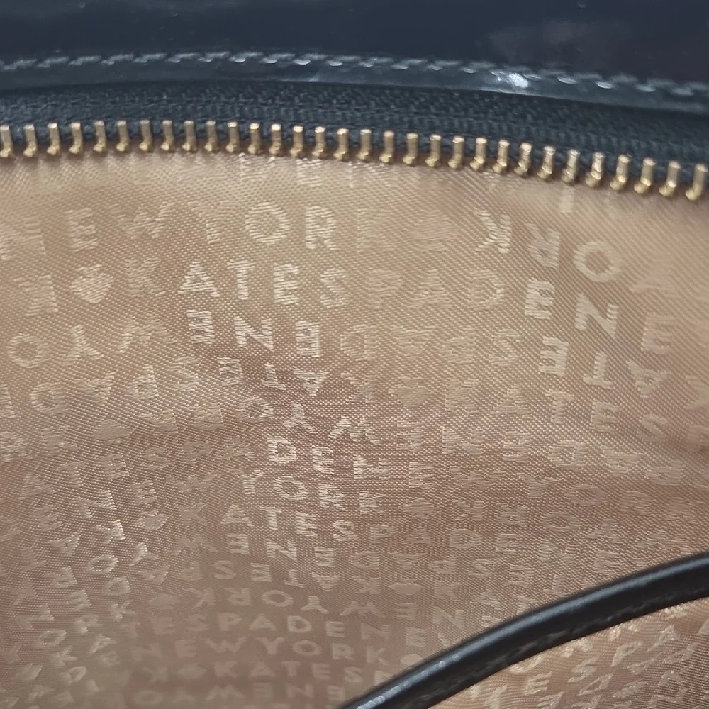 kate spade chic glossy